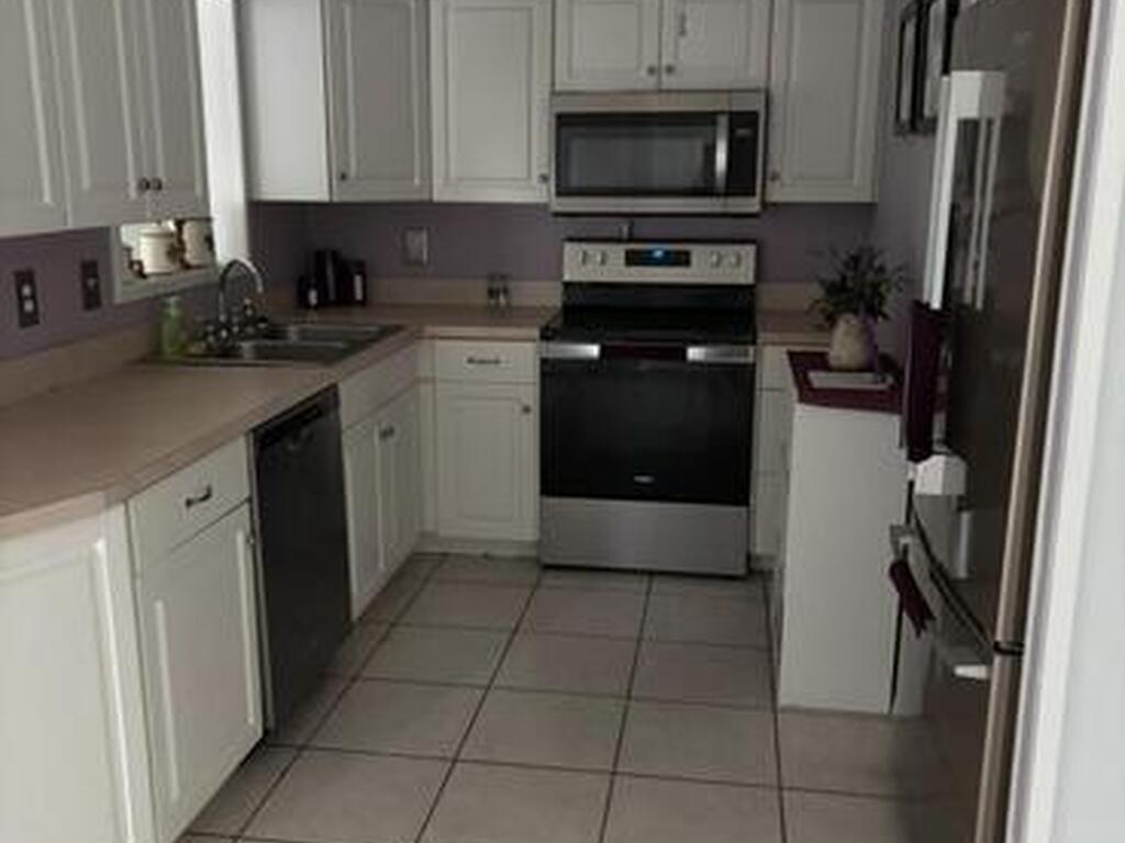 817 Bianca Drive, Palm Bay, FL 32905