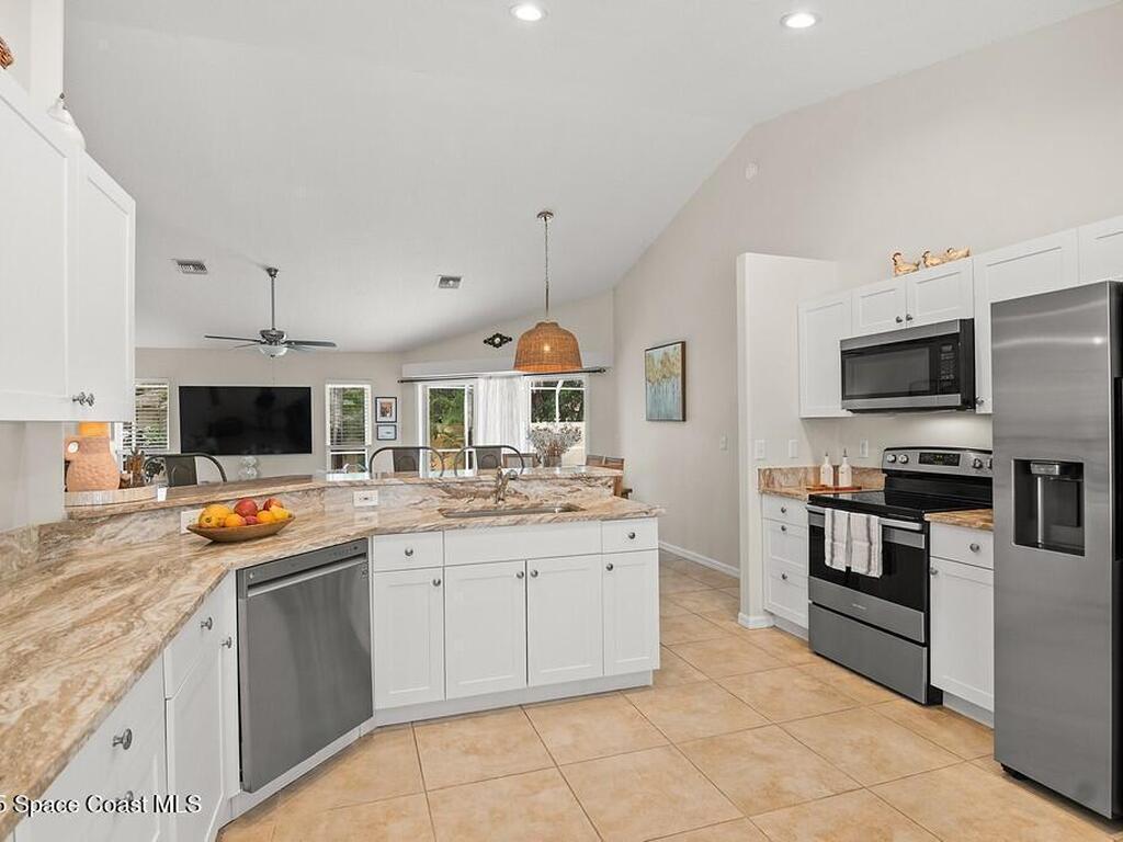 4820 48th Avenue, Vero Beach, FL 32967