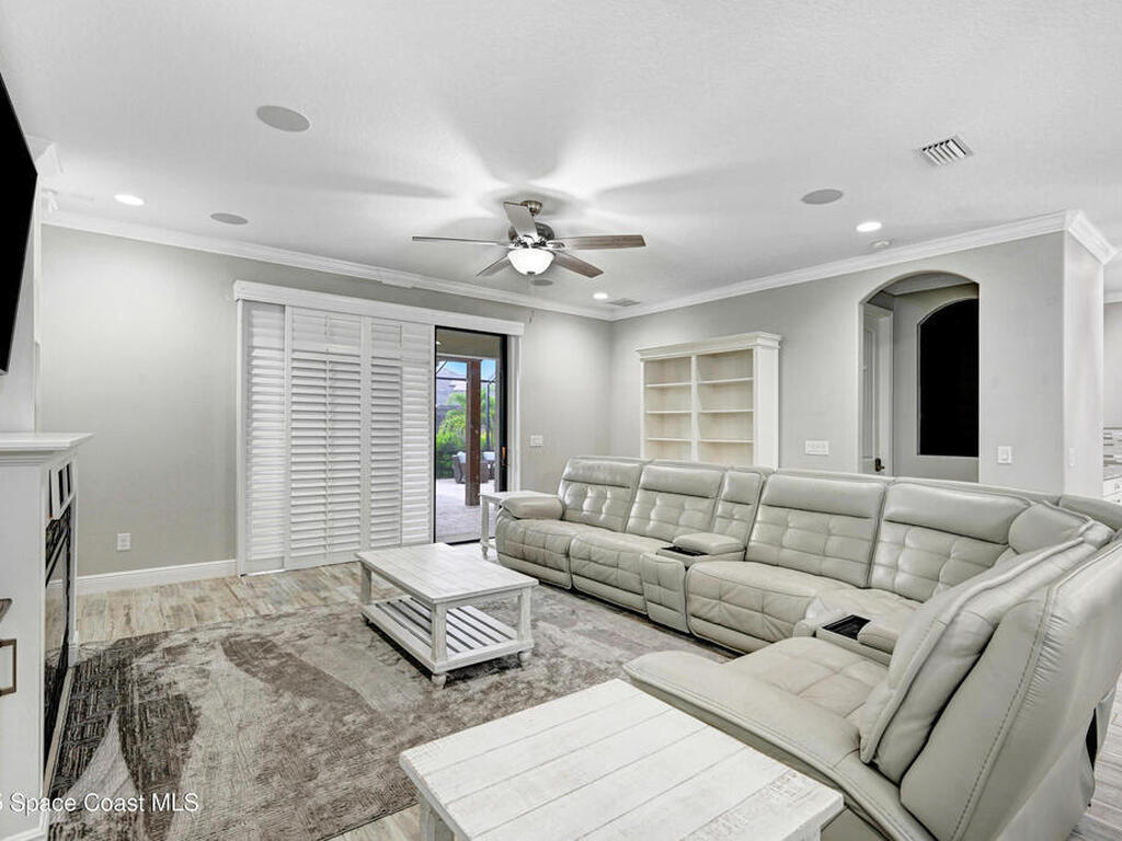 7524 Poulicny Lane, Melbourne, FL 32940