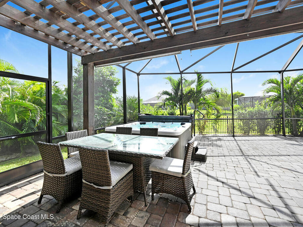 7524 Poulicny Lane, Melbourne, FL 32940