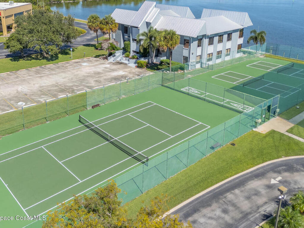 300 S Sykes Creek Parkway, Merritt Island, FL 32952