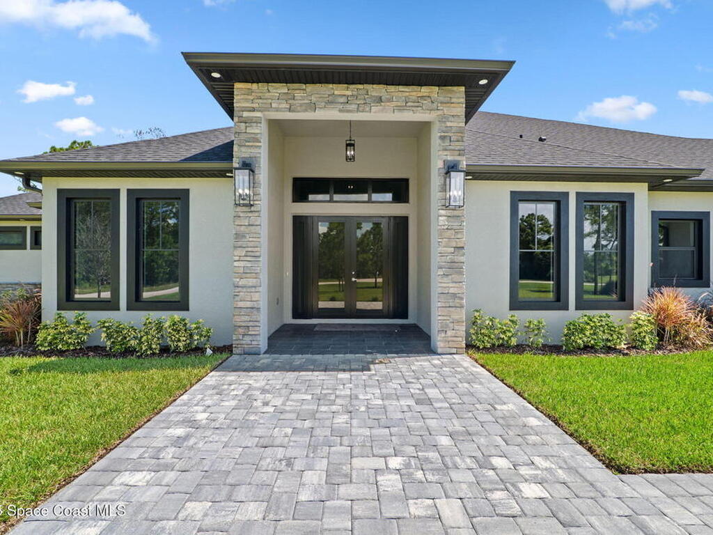 1907 Positano Drive, Malabar, FL 32950