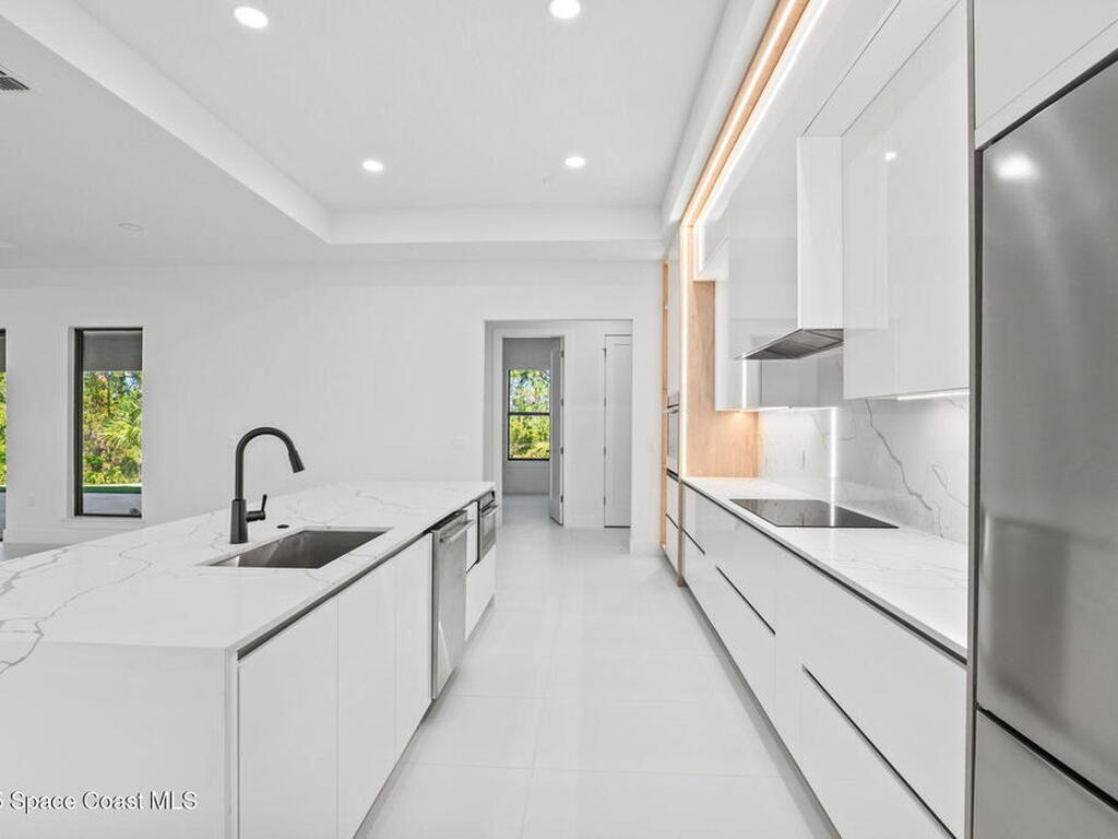 1907 Positano Drive, Malabar, FL 32950