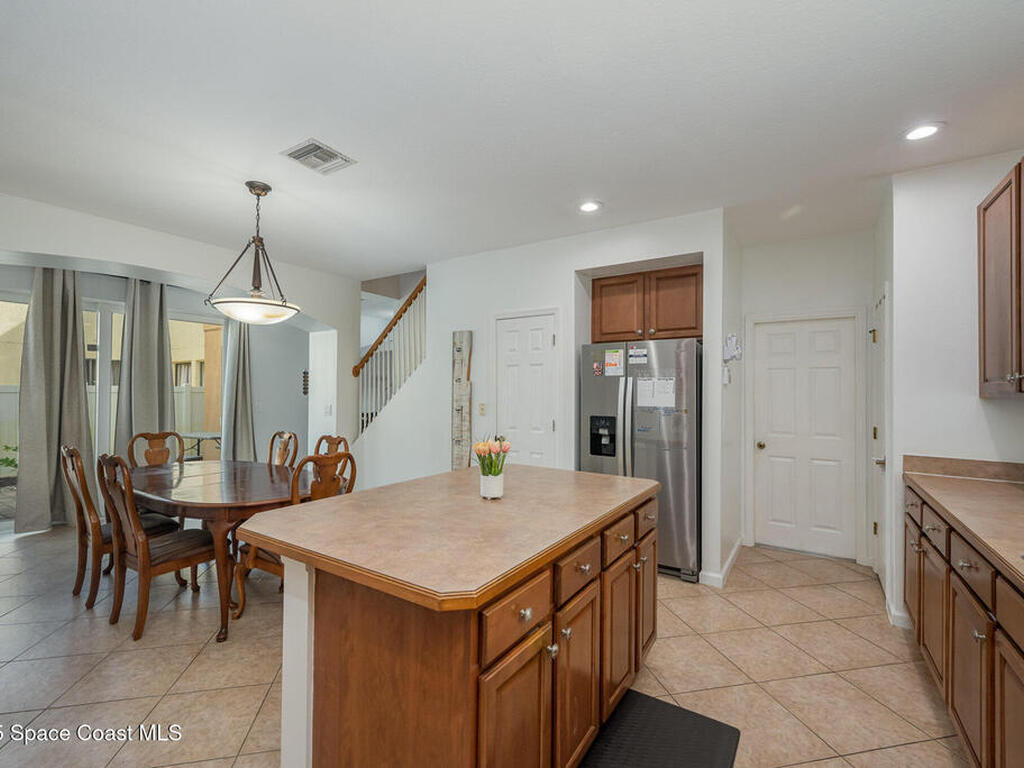 2842 Glenridge Circle, Merritt Island, FL 32953