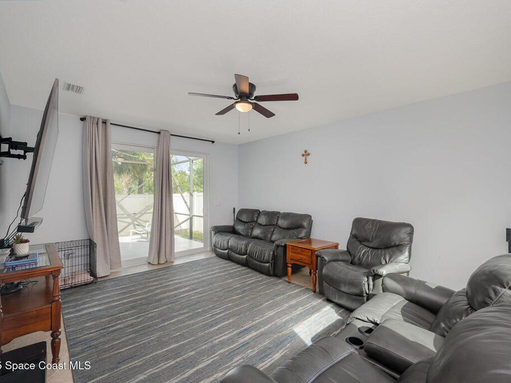 2842 Glenridge Circle, Merritt Island, FL 32953