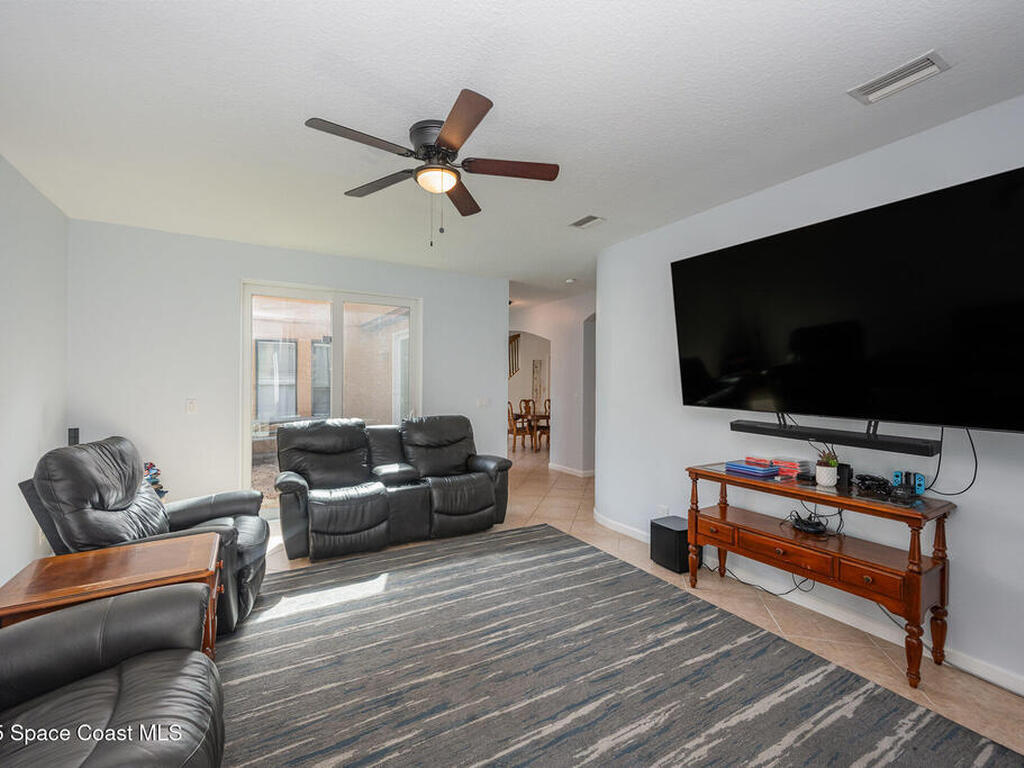 2842 Glenridge Circle, Merritt Island, FL 32953