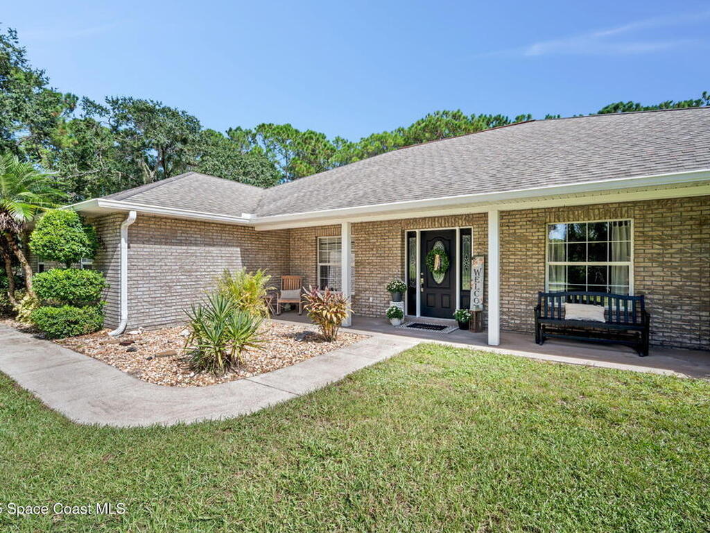 2525 Fawn Lake Boulevard, Mims, FL 32754