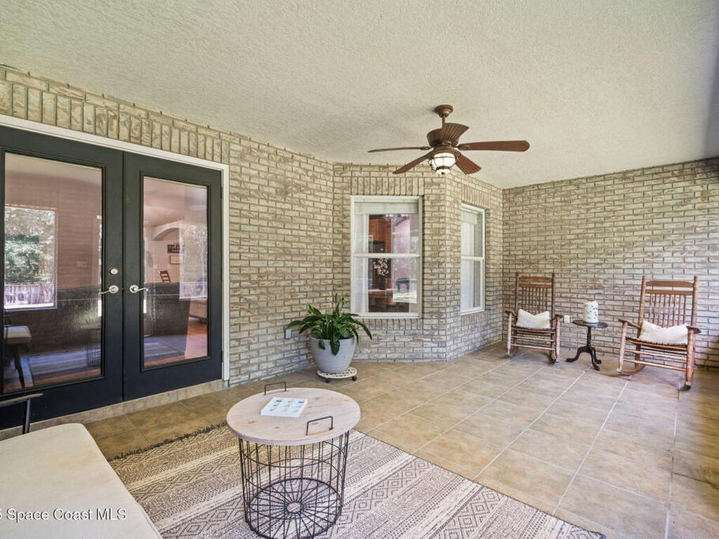 2525 Fawn Lake Boulevard, Mims, FL 32754