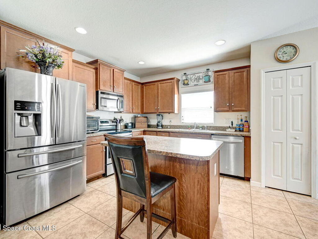 2490 Snapdragon Drive, Palm Bay, FL 32907