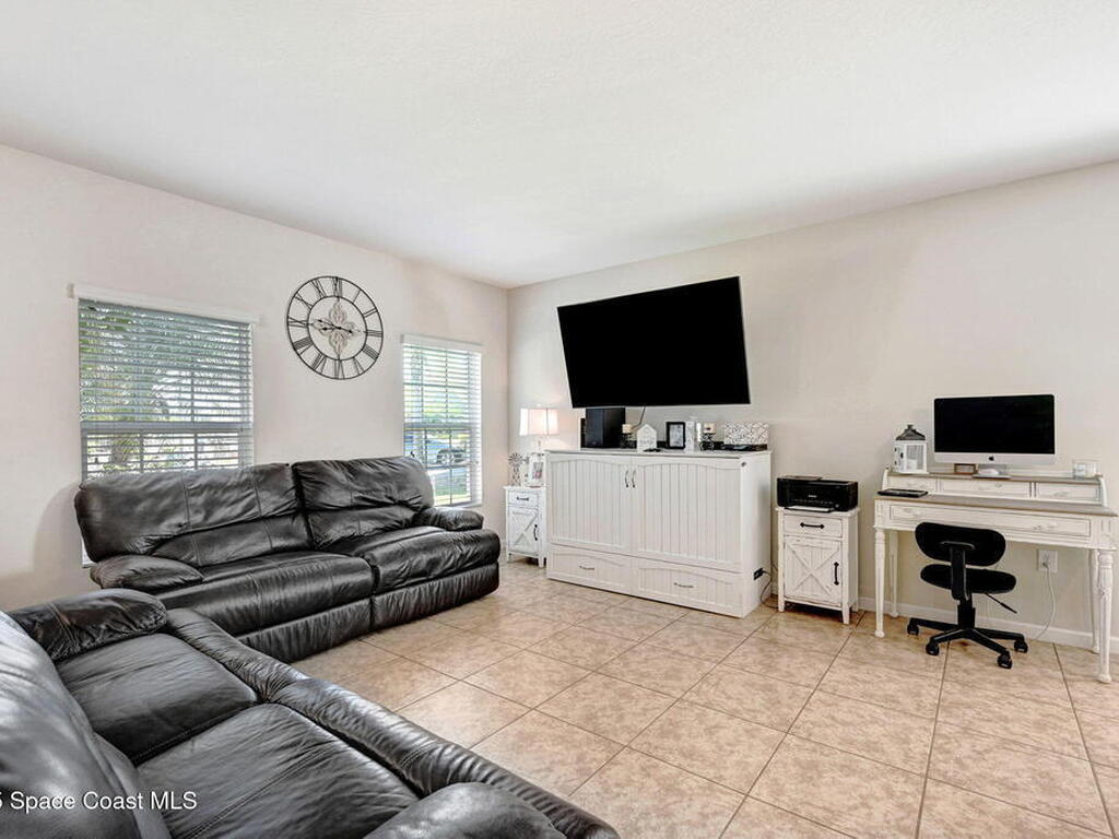 2490 Snapdragon Drive, Palm Bay, FL 32907