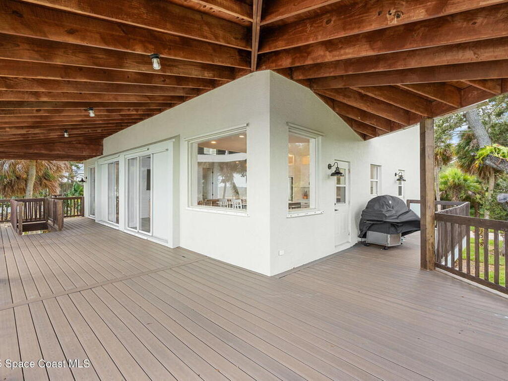 830 S Banana River Drive, Merritt Island, FL 32952