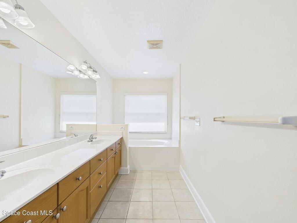 171 Portside Avenue, Cape Canaveral, FL 32920