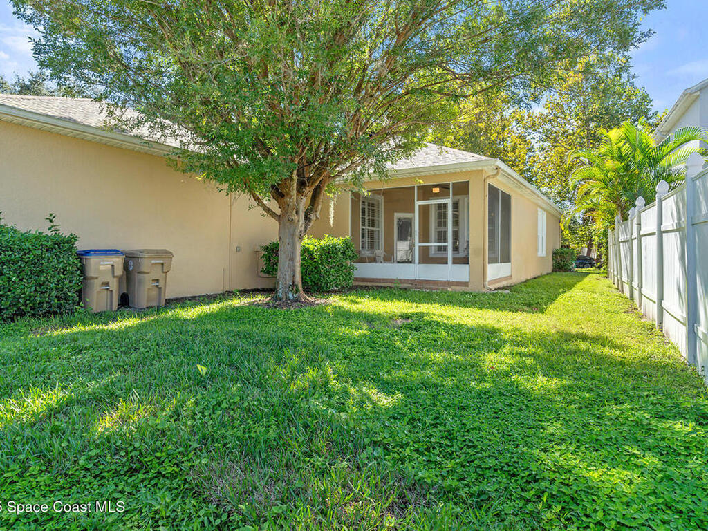 6913 Beargrass Road, Harmony, FL 34773