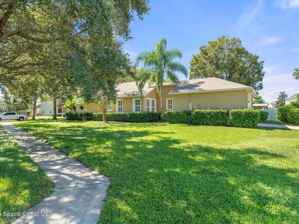 6913 Beargrass Road, Harmony, FL 34773