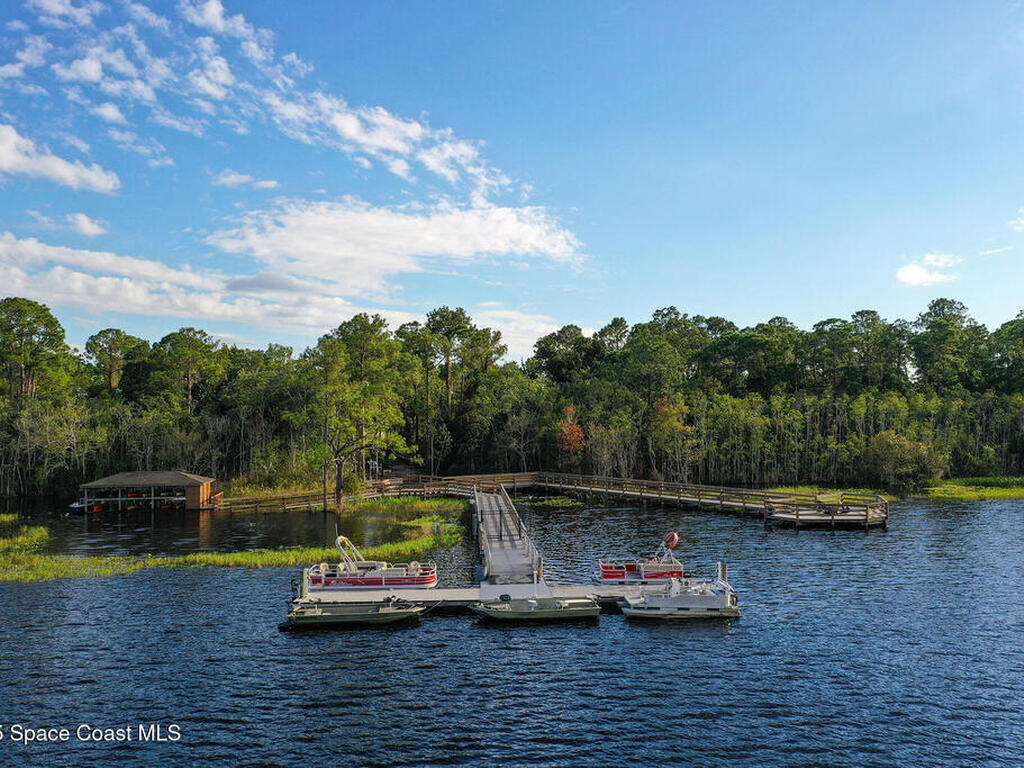 6913 Beargrass Road, Harmony, FL 34773