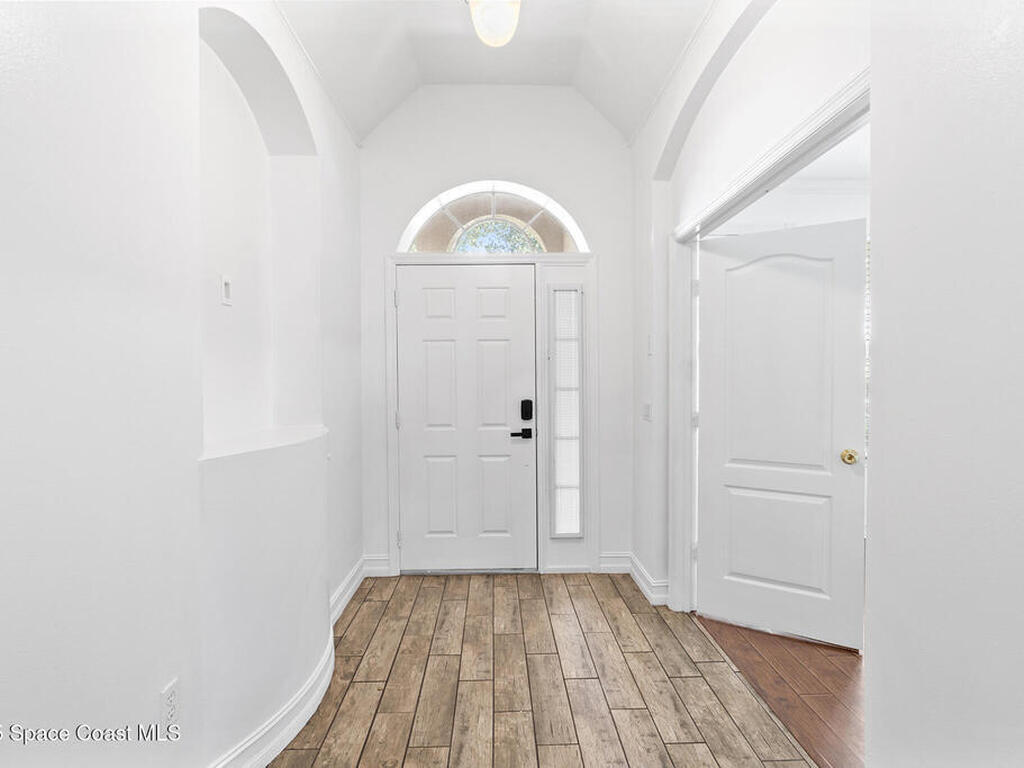 6913 Beargrass Road, Harmony, FL 34773