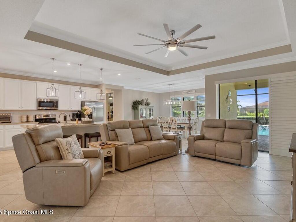 6234 Arcadia Square, Vero Beach, FL 32966