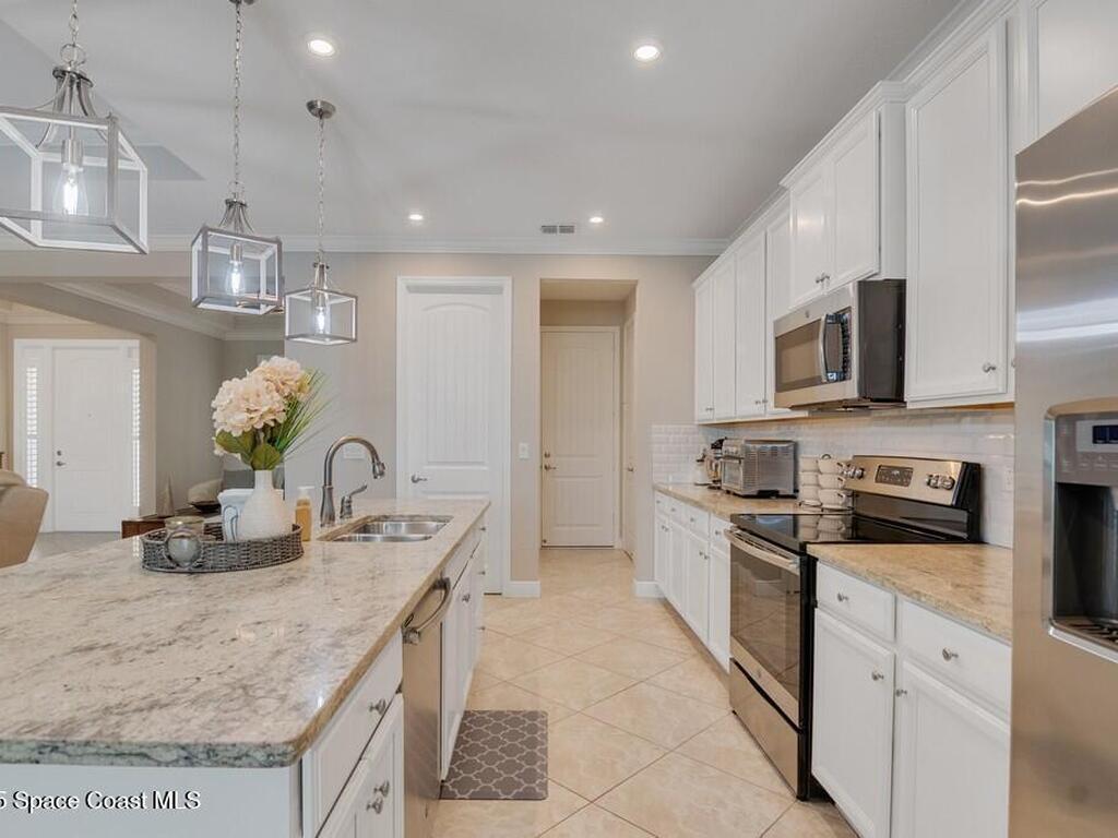 6234 Arcadia Square, Vero Beach, FL 32966