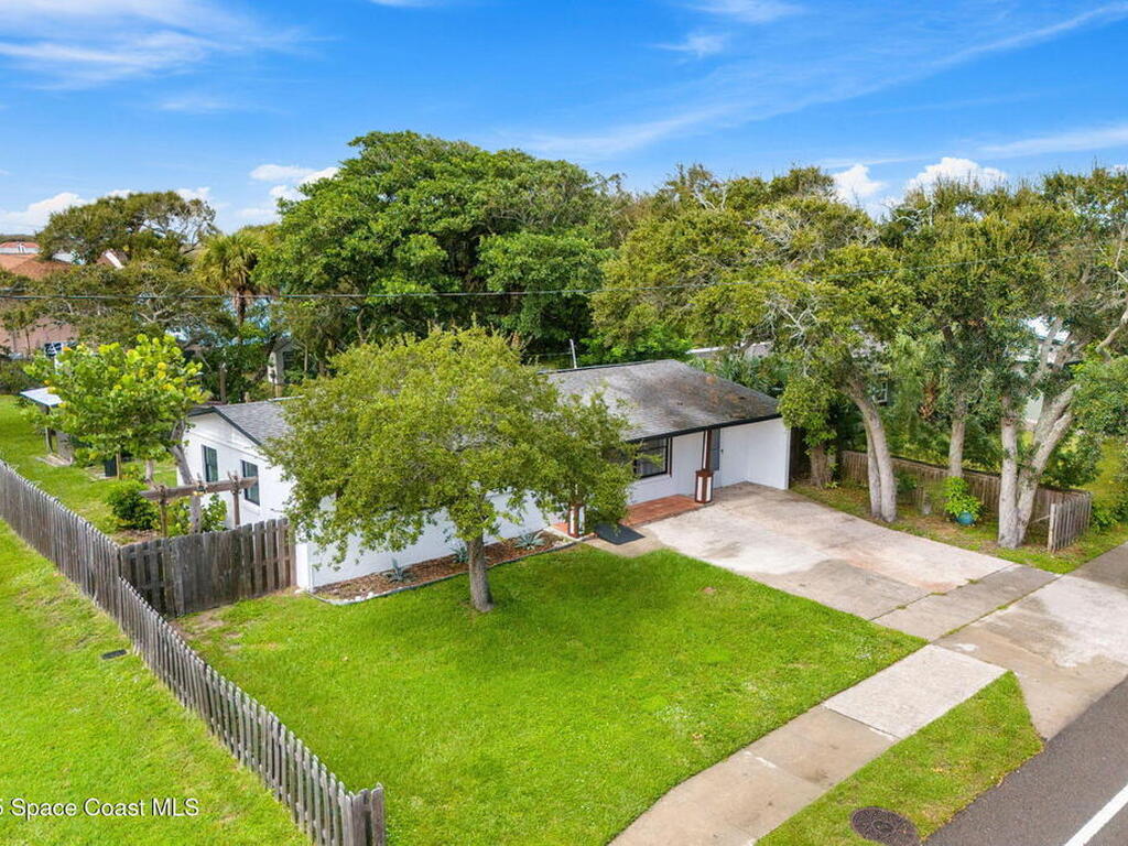 286 S Orlando Avenue, Cocoa Beach, FL 32931