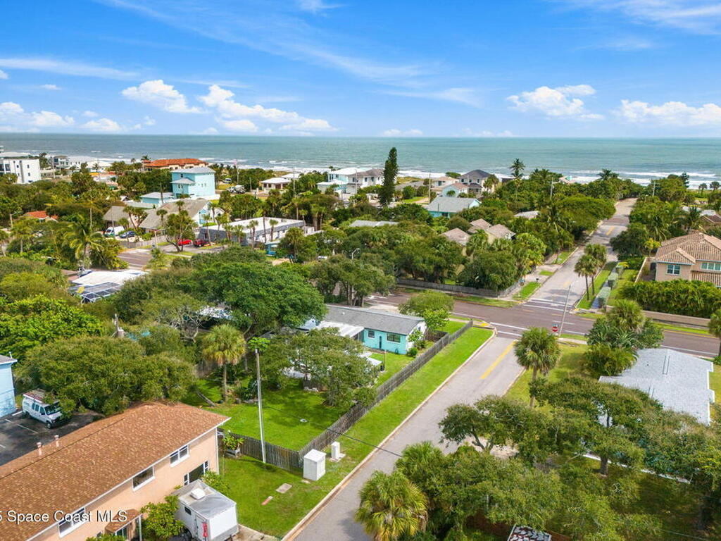 286 S Orlando Avenue, Cocoa Beach, FL 32931