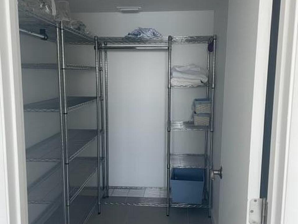 3901 Dixie Highway, Palm Bay, FL 32905