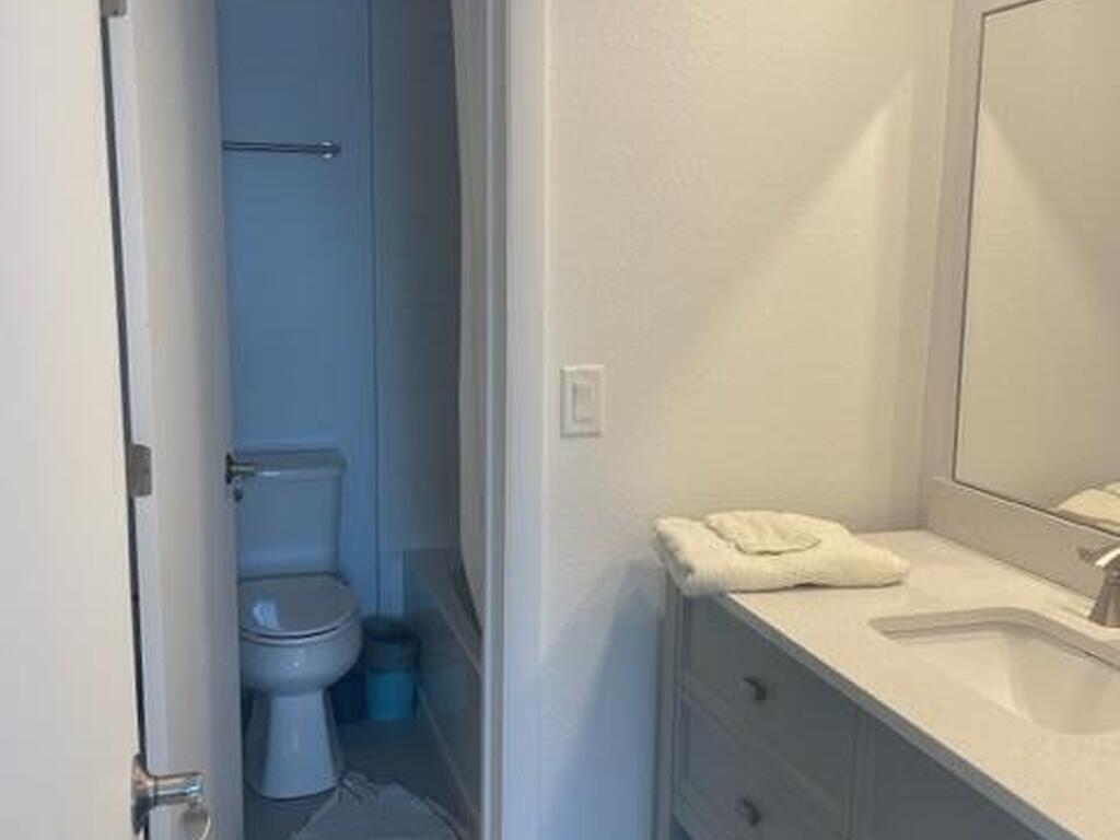 3901 Dixie Highway, Palm Bay, FL 32905