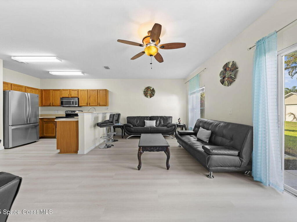 2615 Revolution Street, Melbourne, FL 32935