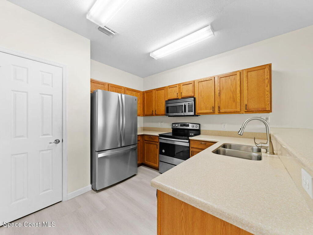 2615 Revolution Street, Melbourne, FL 32935