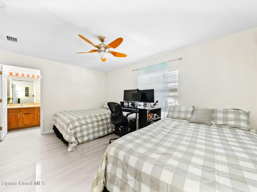 2615 Revolution Street, Melbourne, FL 32935