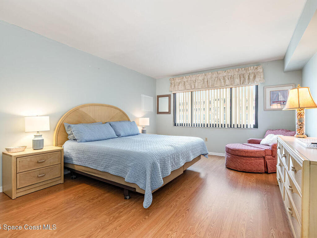 1050 N Atlantic Avenue, Cocoa Beach, FL 32931