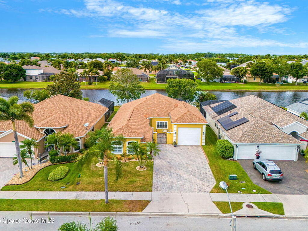 2037 Auburn Lakes Drive, Viera, FL 32955