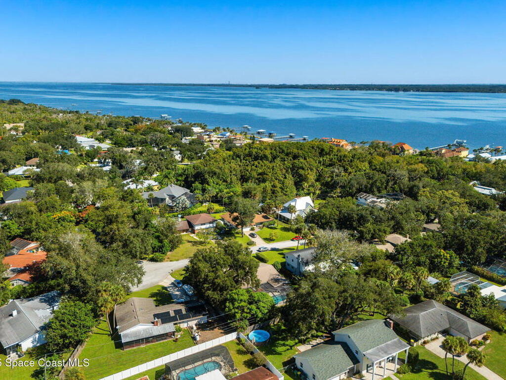 135 N Twin Lakes Road, Cocoa, FL 32926