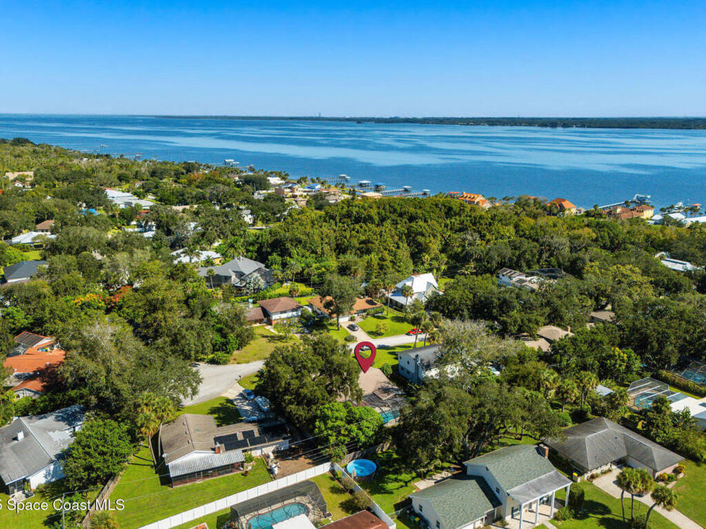 135 N Twin Lakes Road, Cocoa, FL 32926