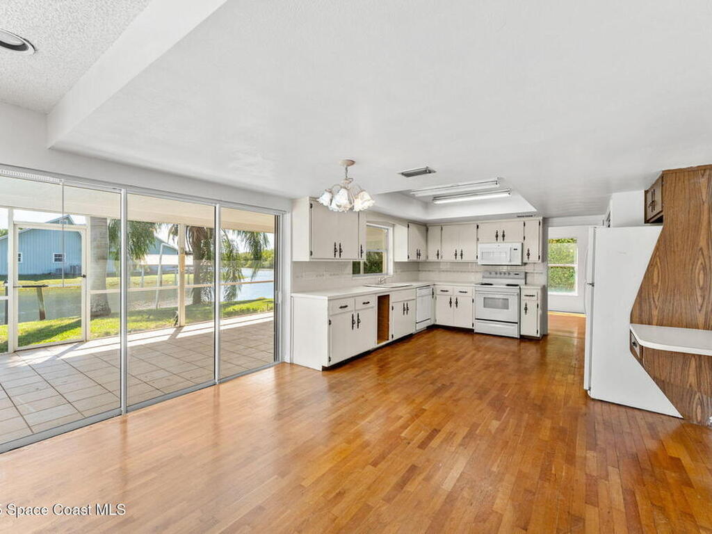 695 Jackson Court, Satellite Beach, FL 32937