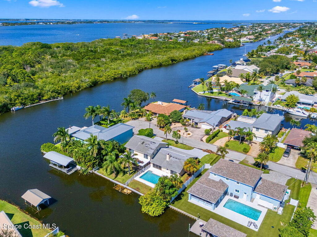 695 Jackson Court, Satellite Beach, FL 32937