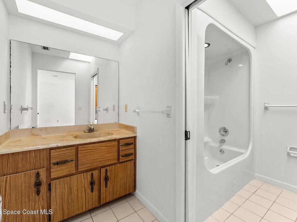 695 Jackson Court, Satellite Beach, FL 32937