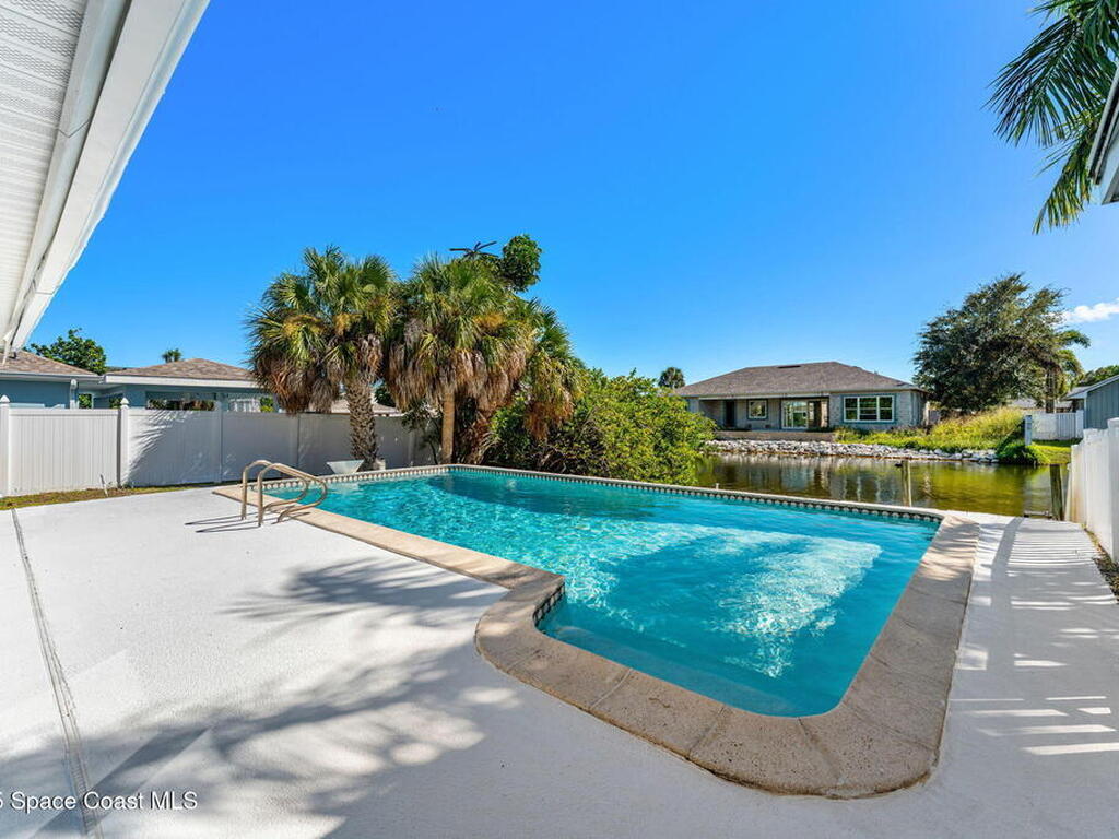 695 Jackson Court, Satellite Beach, FL 32937