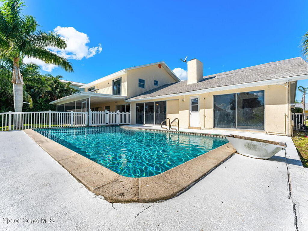 695 Jackson Court, Satellite Beach, FL 32937