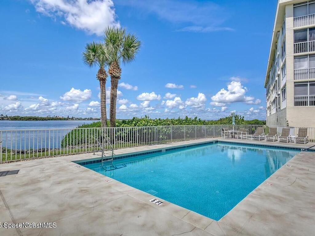 190 Pinellas Lane, Cocoa Beach, FL 32931