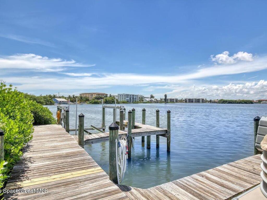 190 Pinellas Lane, Cocoa Beach, FL 32931