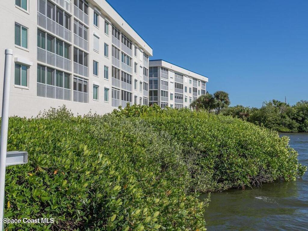 190 Pinellas Lane, Cocoa Beach, FL 32931