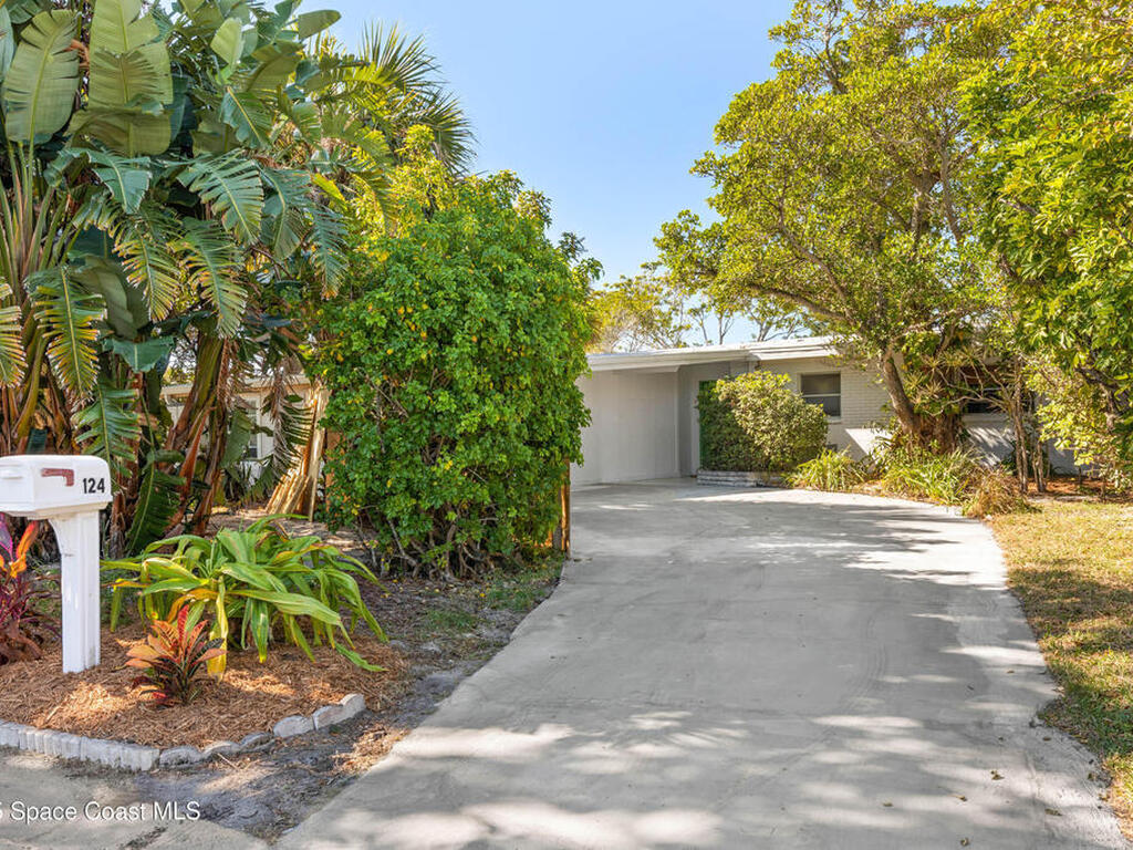 124 Aucila Road, Cocoa Beach, FL 32931