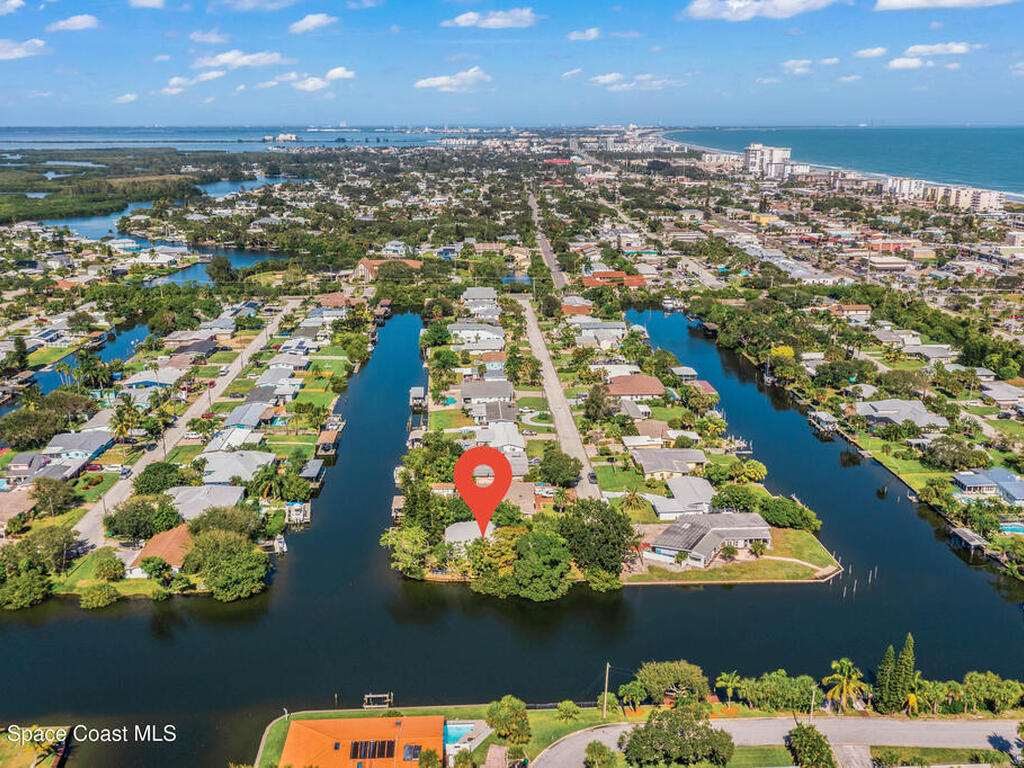 124 Aucila Road, Cocoa Beach, FL 32931