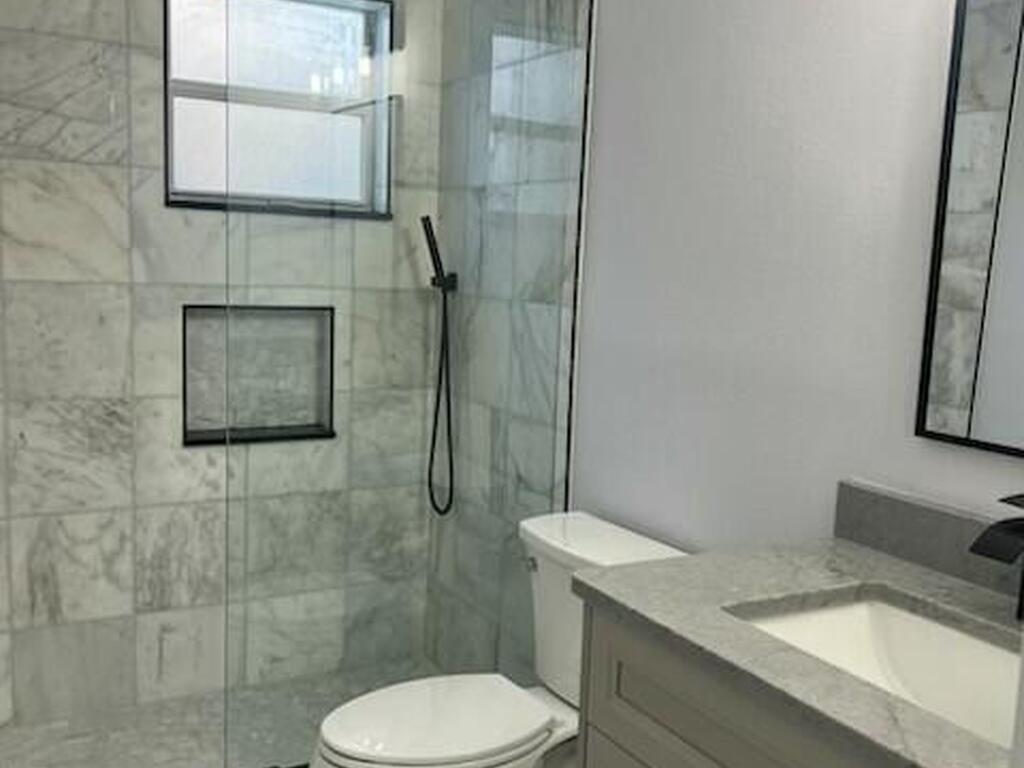 807 W Central Boulevard, Cape Canaveral, FL 32920