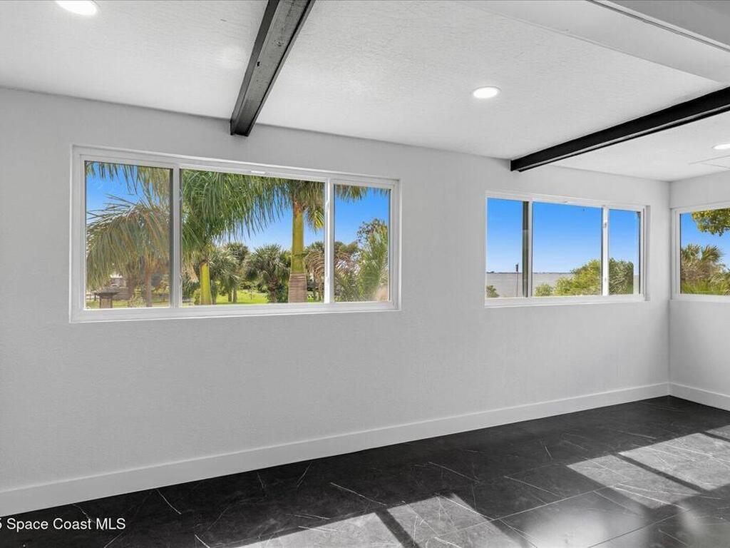 807 W Central Boulevard, Cape Canaveral, FL 32920