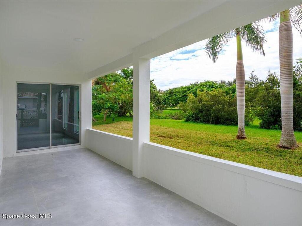 807 W Central Boulevard, Cape Canaveral, FL 32920