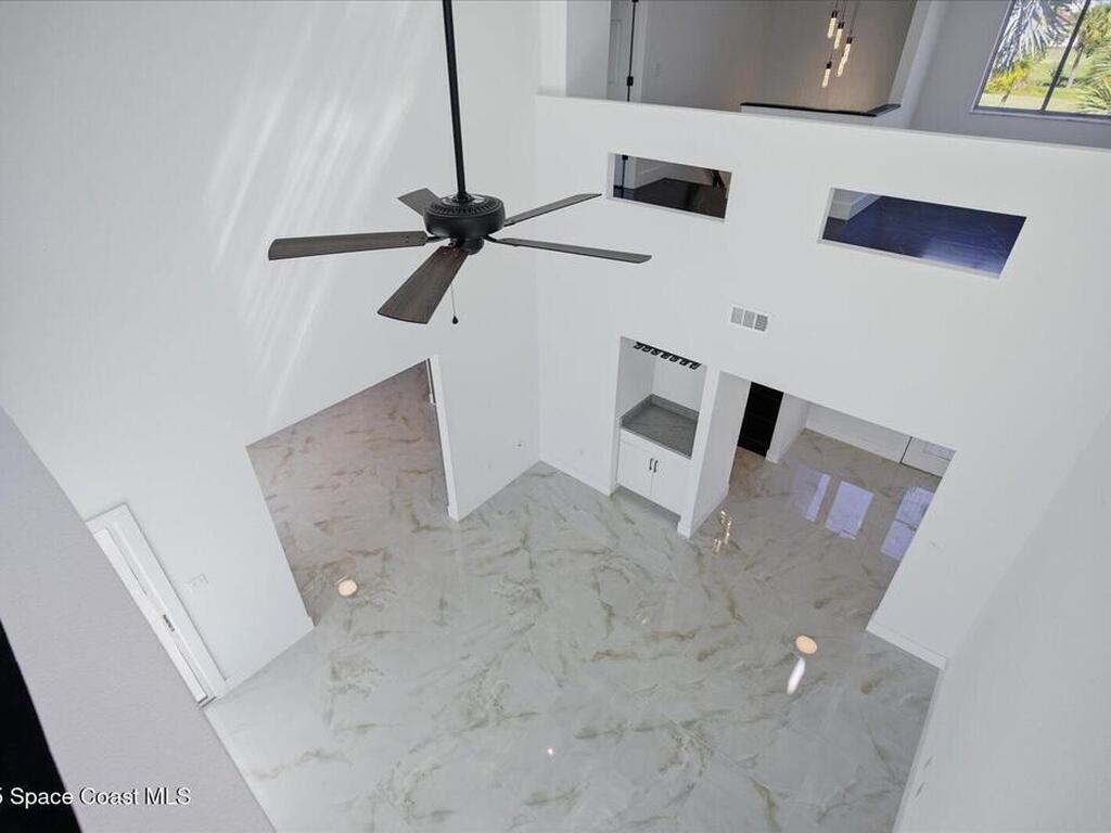 807 W Central Boulevard, Cape Canaveral, FL 32920