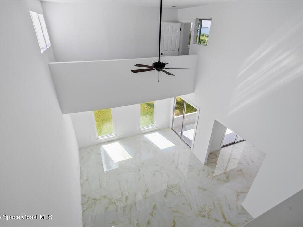 807 W Central Boulevard, Cape Canaveral, FL 32920