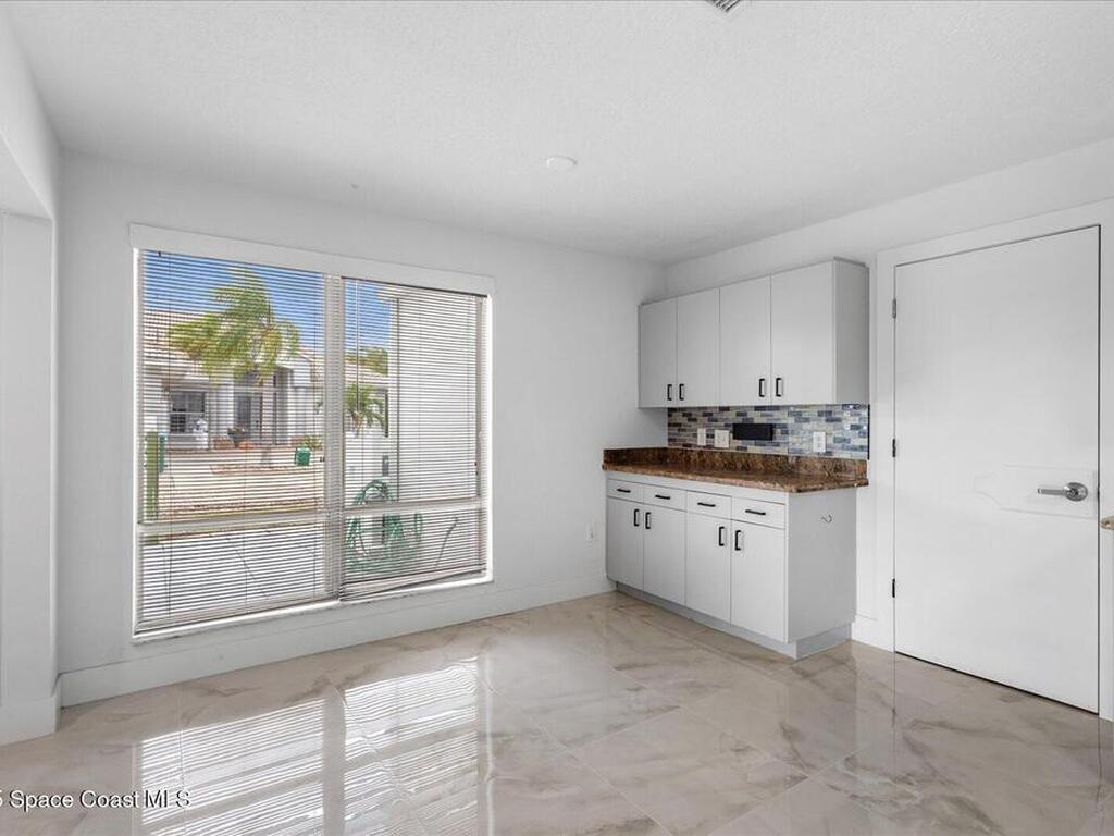 807 W Central Boulevard, Cape Canaveral, FL 32920