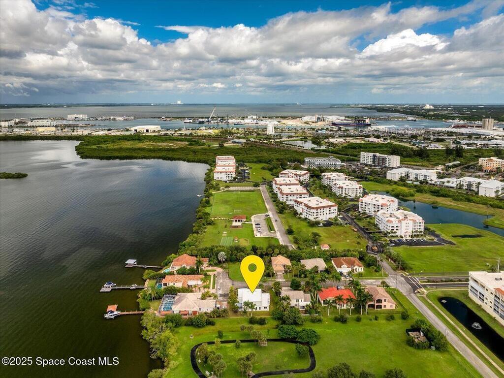 807 W Central Boulevard, Cape Canaveral, FL 32920